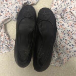 🖤🖤BLACK BEAUTIES TORY BURCH SMALL WEDGE🖤🖤